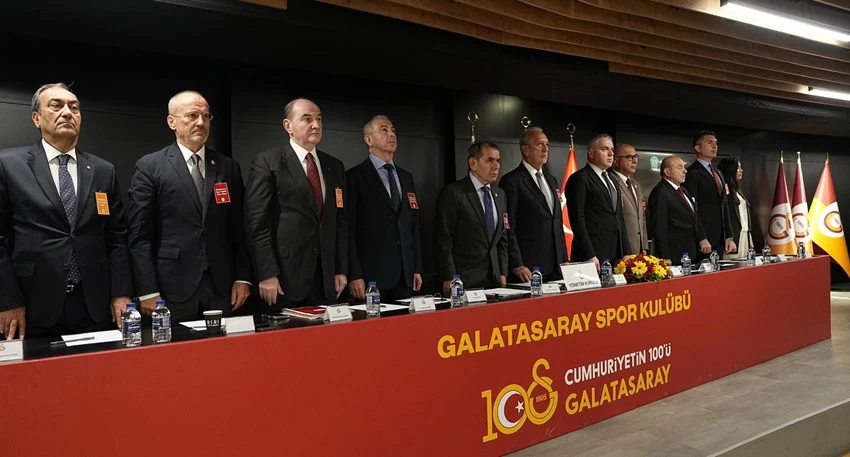 Galatasaray Kulübü'nde ekim ayı olağan divan kurulu toplantısı gerçekleştirildi
