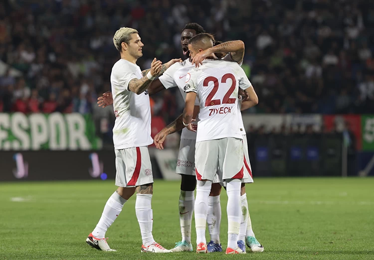 Galatasaray, Çaykur Rizespor'u tek golle mağlup etti
