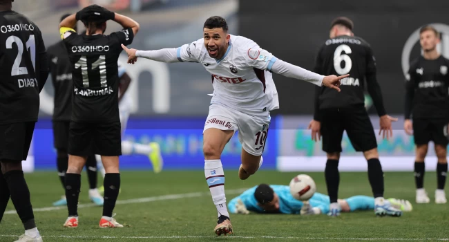 Trabzonspor, Siltaş Yapı Pendikspor'u 2-0 mağlup etti