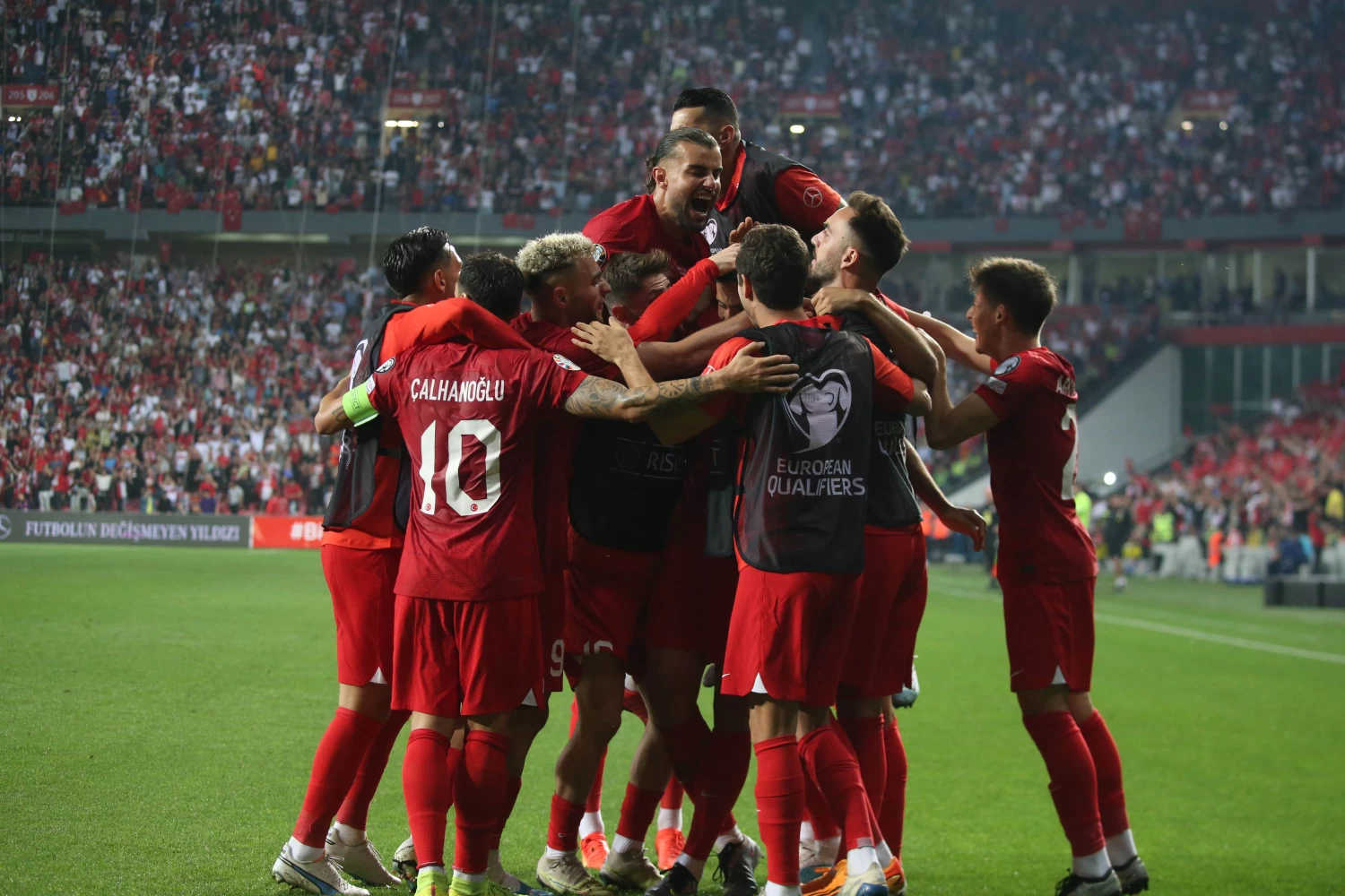 A Milli Takım, EURO 2024 kapısını araladı