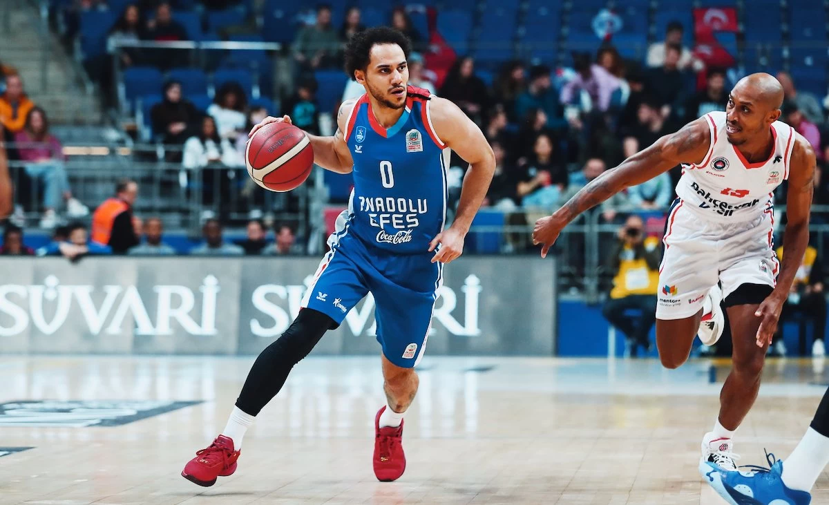 Anadolu Efes, Tahkim Kurulu'nun Larkin için verilen kararı onadığını açıkladı