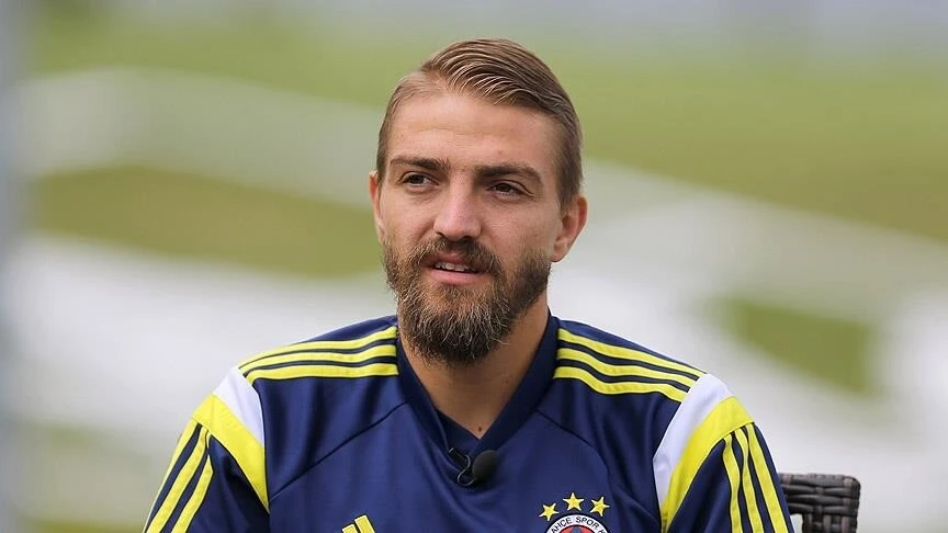 Eski milli futbolcu Caner Erkin, kariyerini noktaladı