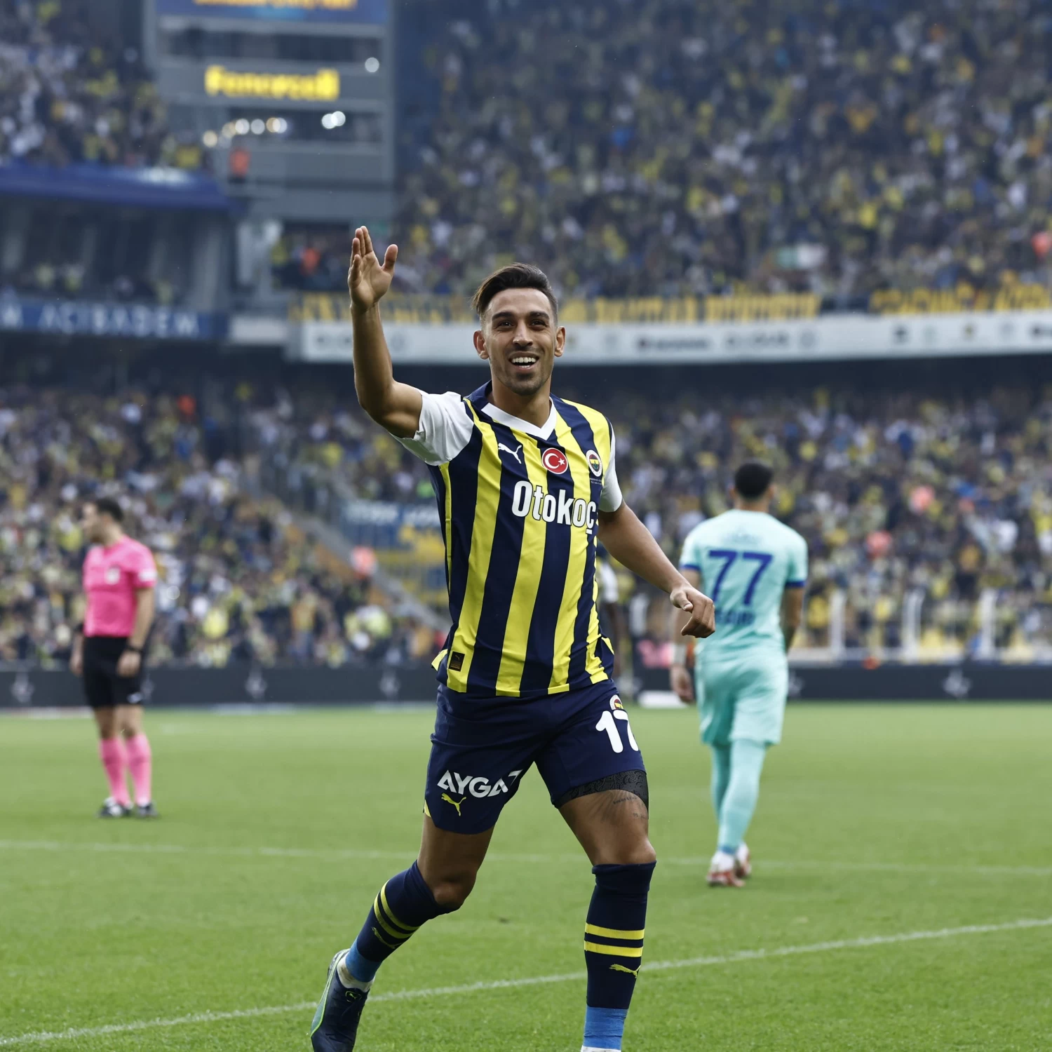 İrfan Can Kahveci'nin 'dalya' sevinci