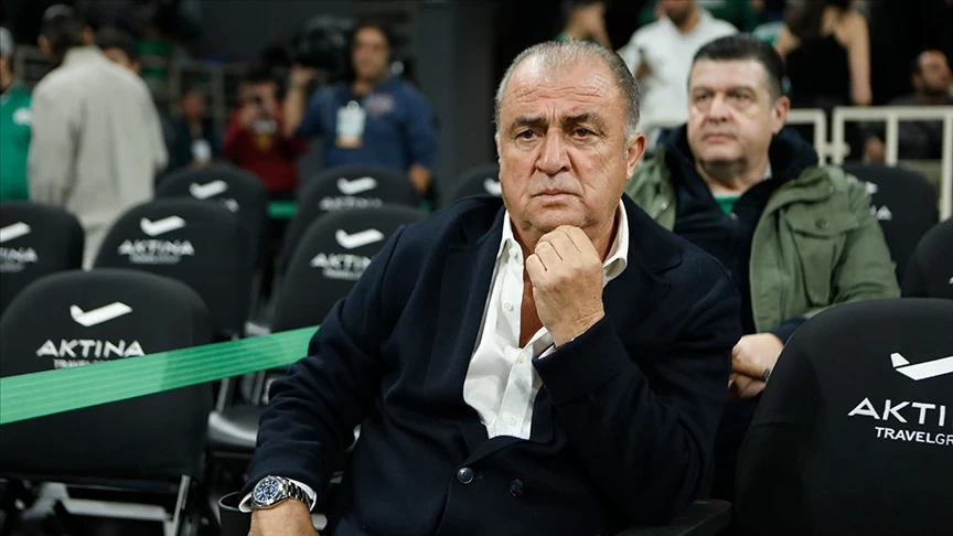 Fatih Terim, Panathinaikos'un başında ilk maçına yarın çıkacak.