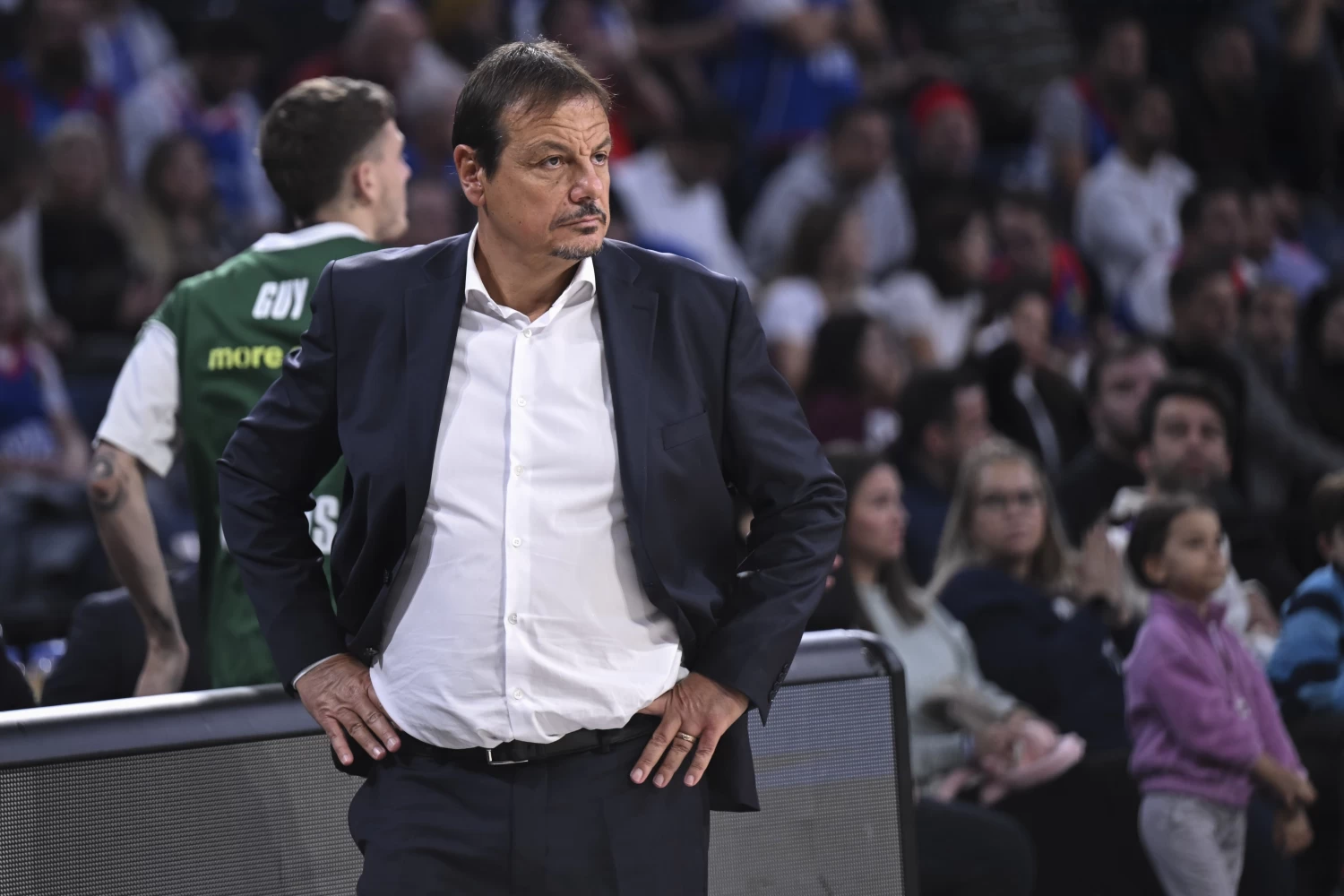 Ergin Ataman'a çirkin saldırı...