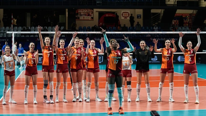 Türk kadın voleybolu, kulüpler düzeyinde 26. kupaya çok yakın