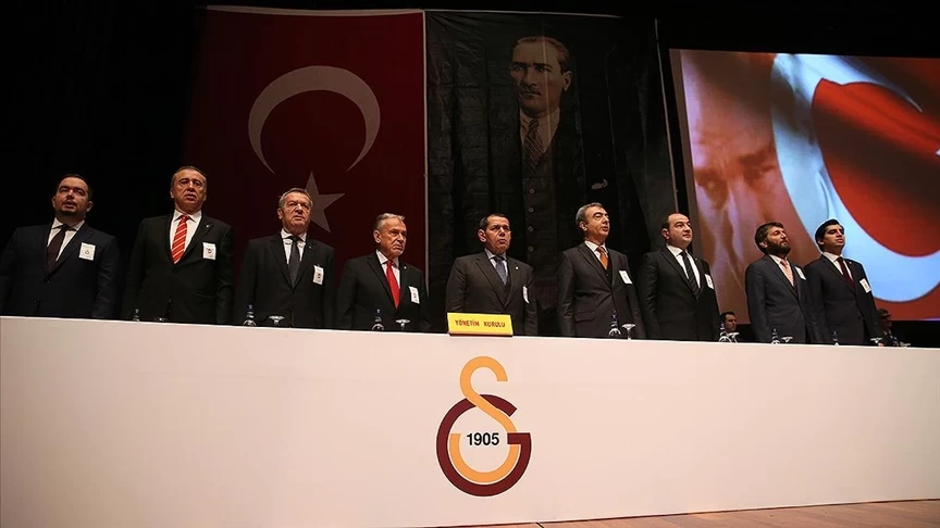 G.Saray'da Burak Elmas ve Dursun Özbek ibra edildi.