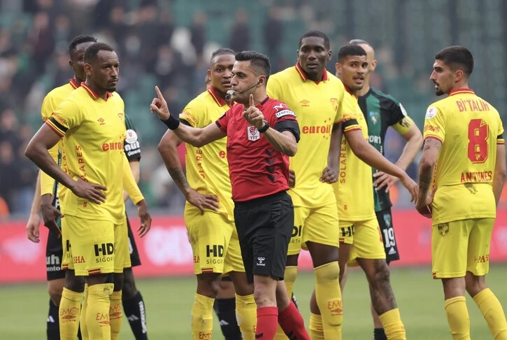Göztepe'den Kocaelispor maçında verilen penaltı kararına tepki