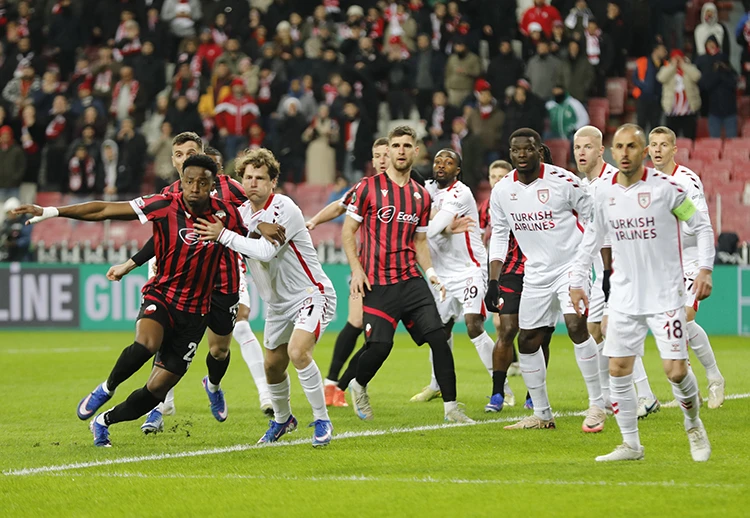 Samsunspor, Shkendija’yı 4-0 mağlup ederek son 16’ya yükseldi