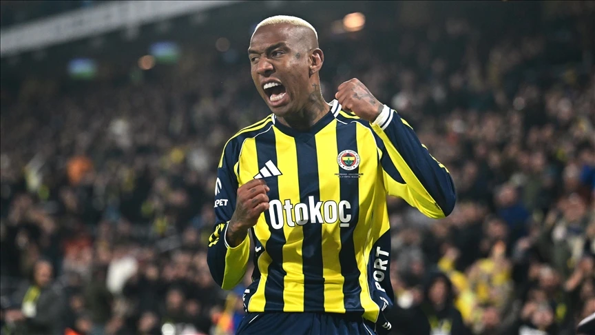 Fenerbahçe'nin golcüsü Anderson Talisca