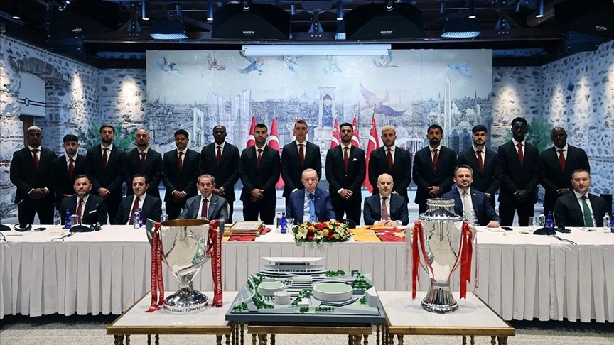Cumhurbaşkanı Erdoğan, Galatasaray'a Şampiyonlar Ligi'nde başarı diledi