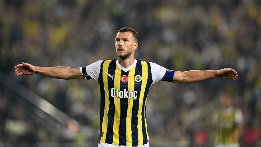 Dzeko'nun sağ ayak arka adalesinde zorlanma tespit edildi