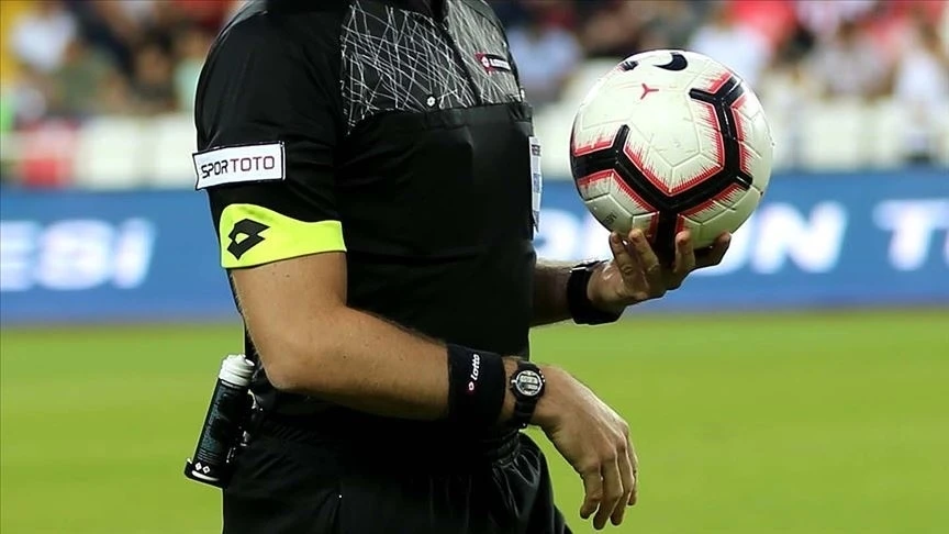 Süper Lig'de bugün oynanacak maçların hakemleri belli oldu