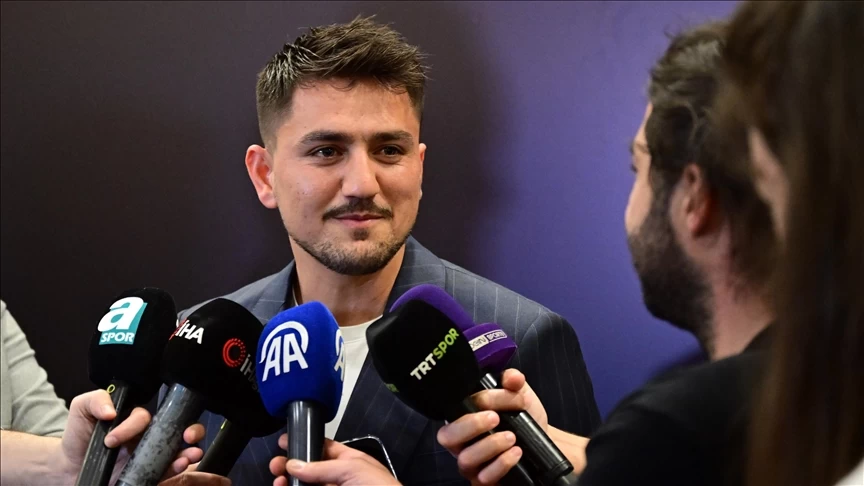 Fenerbahçeli futbolcu Cengiz Ünder: "Konferans Ligi'nde en büyük hedefimiz finale kalabilmek"