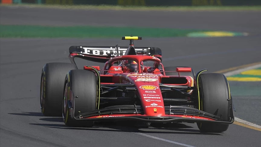 F1'de Avustralya Grand Prix'sini Carlos Sainz kazandı