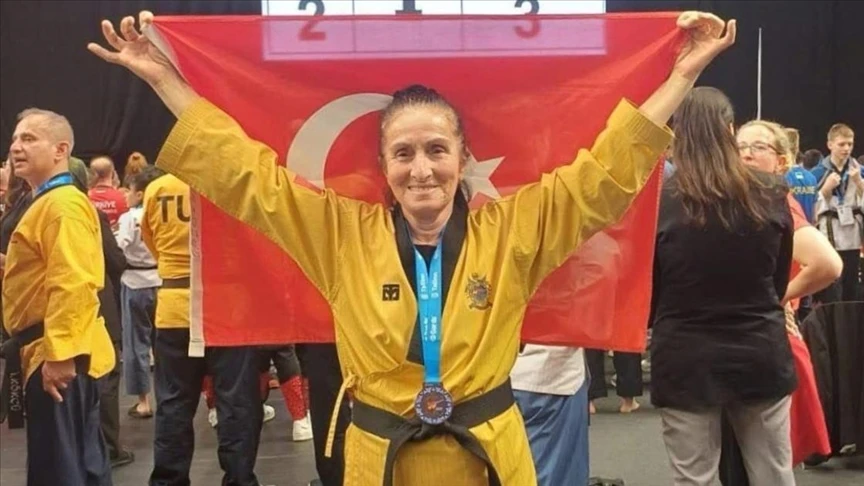 Ordulu 74 yaşındaki milli tekvandocu Avrupa Poomsae Şampiyonası'nda üçüncü oldu