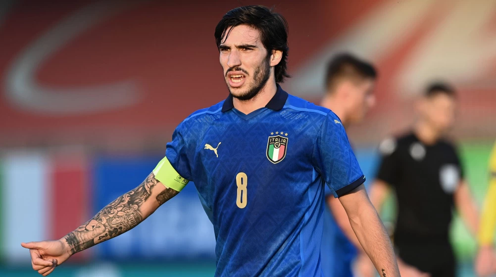 Sandro Tonali rekor bonservis bedeliyle Newcastle United’ta