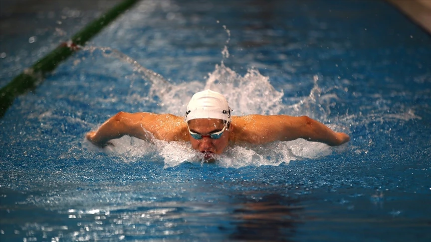 Milli yüzücüler, Prag ve Graz'da 11 madalya kazandı